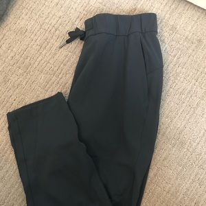 Lululemon On the Fly 7/8 luxtreme MELANITE